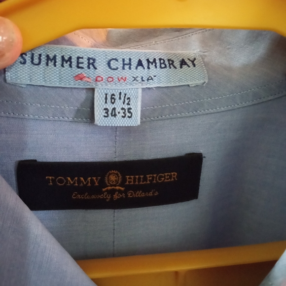 Men's Tommy Hilfiger Summer Chambray Exclusive to Dillard's dress shirt.16 1/2 - Picture 3 of 7